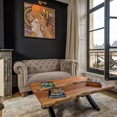 Apartment Mana - Cupidon Avec Superbe Vue Place Ducale Parking Inclus Charleville-Mezieres